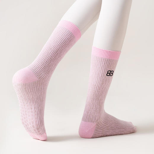 【5双起批，10双以上包邮】新款女瑜伽袜小腿袜ins潮百搭日系时尚运动普拉提袜刺绣B字堆堆袜 商品图2