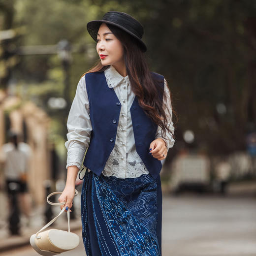 【林栖设计小店】【林栖推荐】【现货】蓝印花布传统百搭2025春季新品双面双穿马甲背心女1951162 商品图7