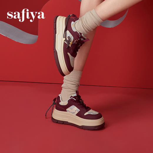 Safiya/索菲娅2025蛇年限定学院风中国结增高厚底休闲板鞋 SFD1112265 商品图3