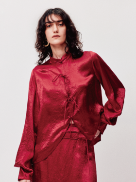 LIYIHAN红之绸丨25春新年新中式醋酸立领上衣缎面压褶垂感衬衫