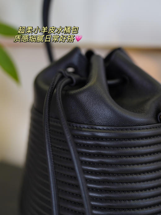 欧洲小众高奢品牌跟单工厂🏭资源福利羊皮包包！稀缺资源、质感无比柔软细腻！时髦好搭~独一无二不撞款！ 商品图12