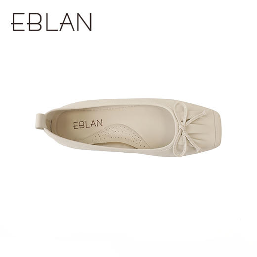 伊伴时尚女单鞋B25101618 商品图2