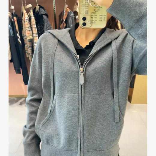 BURBERRY 巴宝莉 女士棉质针织衫 灰色 8079360 A4706 商品图2