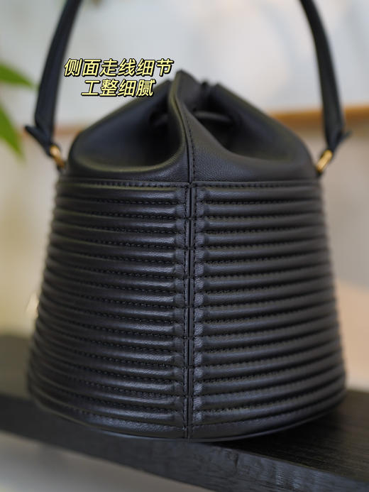 欧洲小众高奢品牌跟单工厂🏭资源福利羊皮包包！稀缺资源、质感无比柔软细腻！时髦好搭~独一无二不撞款！ 商品图6