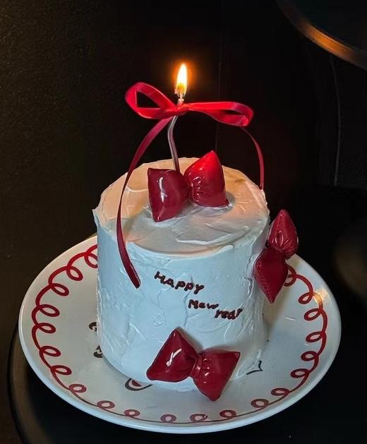 三层夹心【红色蝴蝶结】跨年、元旦、新年蛋糕 商品图0