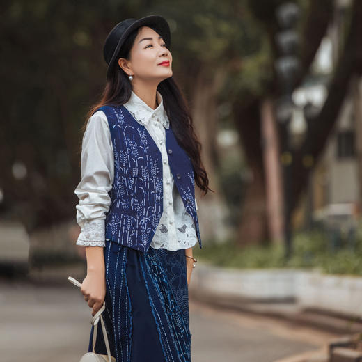 【林栖设计小店】【林栖推荐】【现货】蓝印花布传统百搭2025春季新品双面双穿马甲背心女1951162 商品图1