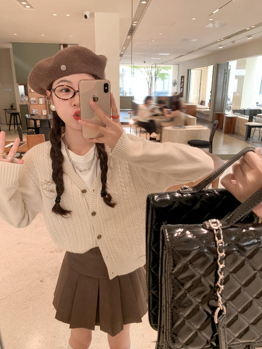 <曾小咸推荐>微信粉丝秒杀专场 仅此今天 活动结束下架【质感miu风】2色毛织开衫 日常169.99/件 立减80 秒杀89.99/件！！ 商品图7