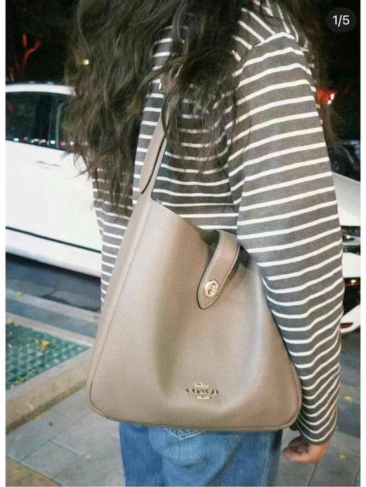 ¥1880🇺🇸COACH蔻驰，🆕最新款哈德利hadley流浪包，YSL hobo平替！高级灰荔枝纹皮 商品图4