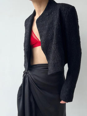 ranyepersonal｜blazer 提花肌理黑色短外套 [ 黑TOUCH24JA01-1 ]