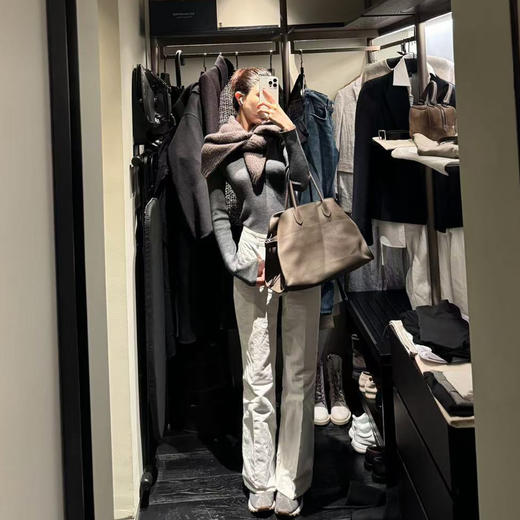 ROMI STUDIO“极简主义”100%头层牛皮荔枝纹手提托特包RW24LP31325 商品图1