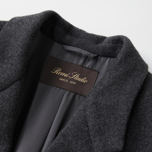 ROMI STUDIO“自我轮廓” 绵羊毛混纺硬挺宽松西装外套 RW24WWG1300 商品图2