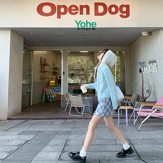 <曾小咸推荐>气质甜美baby蓝连帽短款毛衣开衫 商品图2