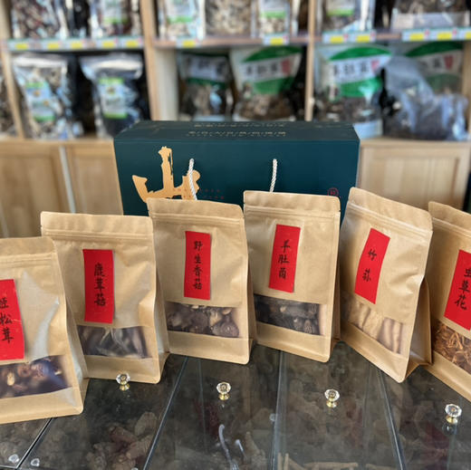 【礼】采云集市定制新年礼盒 各种规格系列 精选绿色健康食材 送礼就送健康 把年味带回家 商品图6