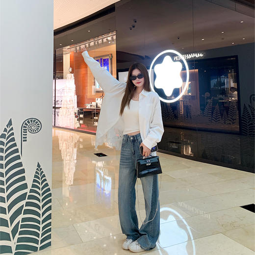 【149元任选2件】现货！设计感蕾丝拼接下摆白色宽松衬衫 商品图3