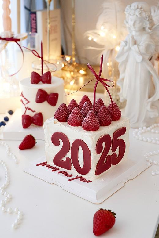 方形2025  跨年蛋糕  （图片6寸） 商品图0