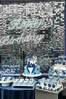 20岁生日宴甜品台