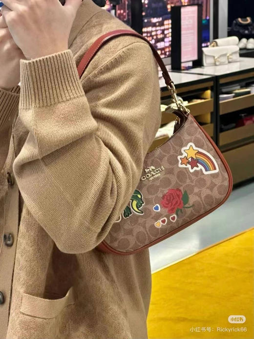 ¥980🇺🇸Coach 最最新款徽章限量款Teri 商品图3
