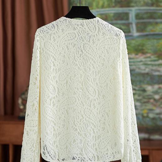 【高货wl】全新升级【铂金会员266/天猫359/差价93】(02416) 洛诗琳法式优雅温柔2025春季新款精致V领气质蕾丝衬衫女 商品图1