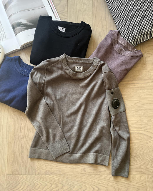 现货 THS 12.28-无 不退换 童装 cp家尾巴流出 断码拼手速 肩缝反做细密羊毛成衣染色针织衫 4色 CM023 商品图0