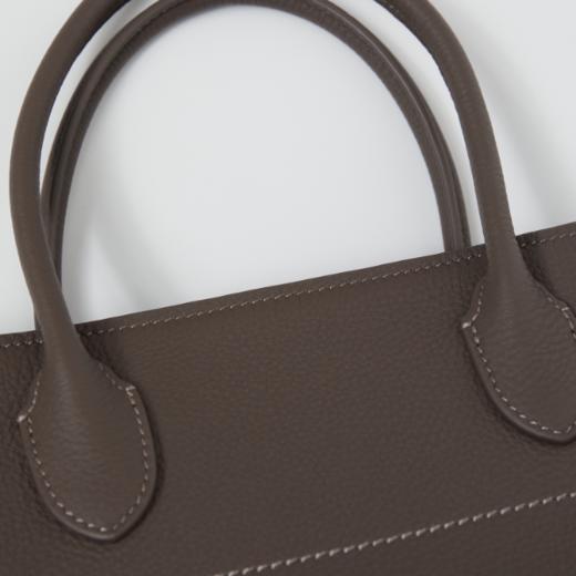 ROMI STUDIO“极简主义”100%头层牛皮荔枝纹手提托特包RW24LP31325 商品图4