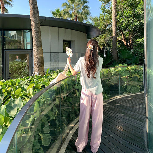 <曾小咸推荐>百搭休闲花灰色卡通印花短袖T恤 商品图5