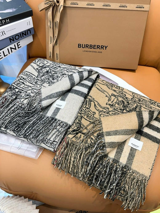 秋冬特惠💰320 巴宝莉围巾 Bur马术骑士双面披肩，各种好看 商品图2