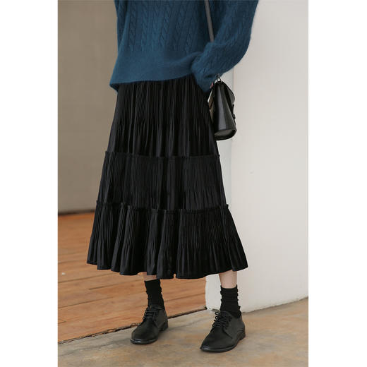 鹿向南 「乌鱼子」黑色加绒a字半身裙秋冬款女2025新款显瘦裙子 商品图2