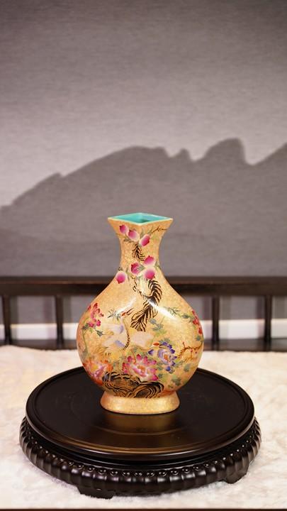 金丝珐琅彩方口扁肚瓶 商品图0