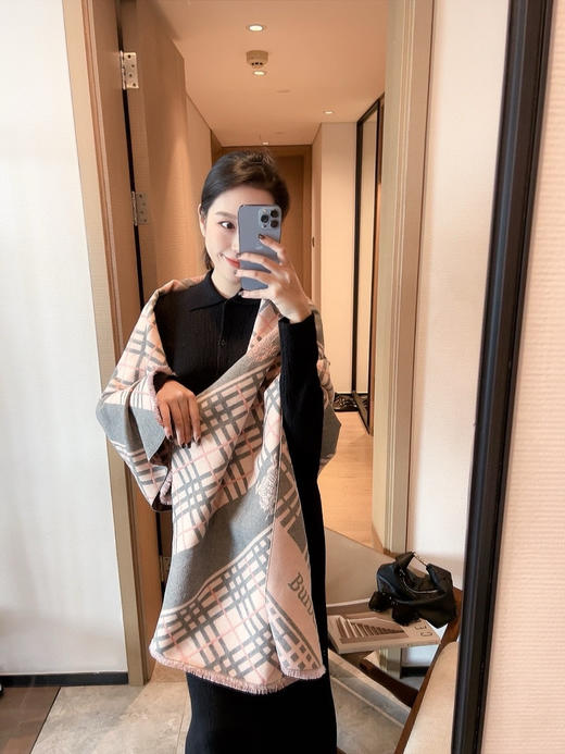 秋冬特惠💰150 巴宝莉围巾 女神及日常都非常好搭配的款 商品图2