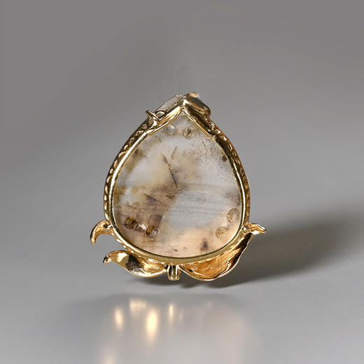 辽代影子玛瑙寿桃项坠 商品图1