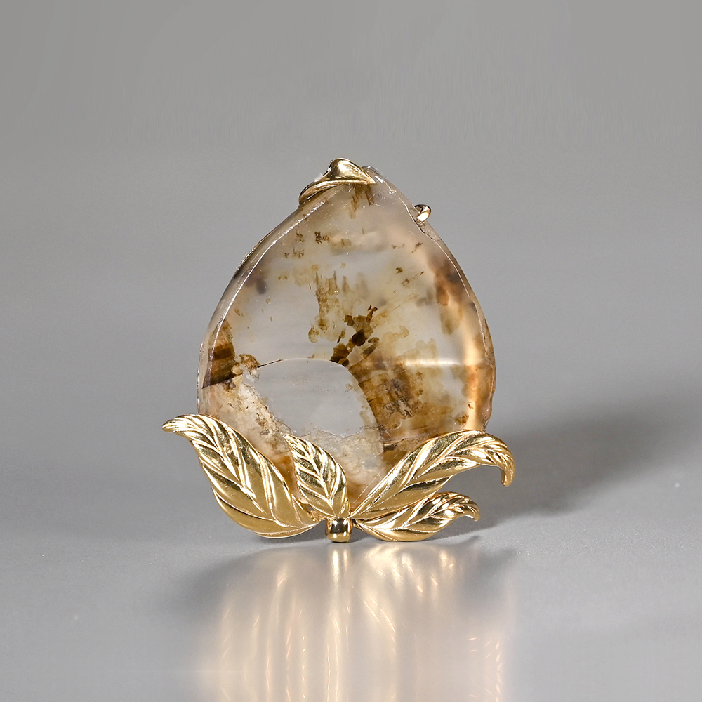 辽代影子玛瑙寿桃项坠