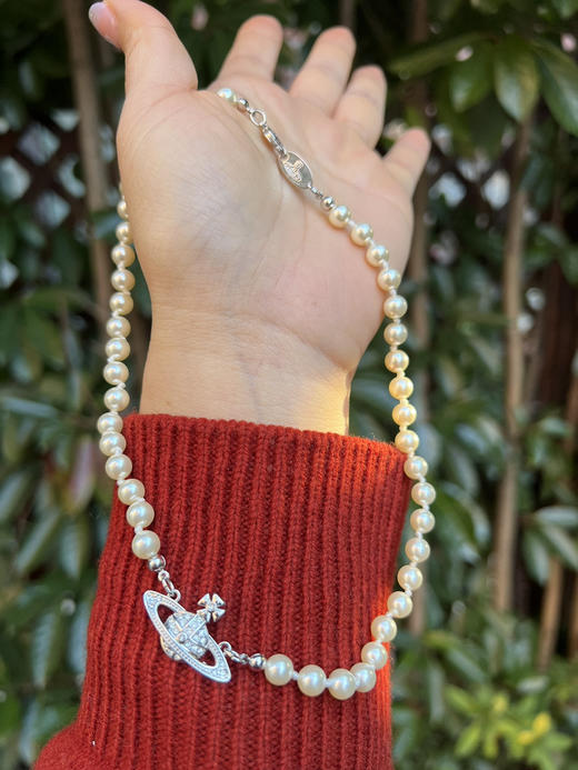 1029-3 现货发 圆正 无包装 西太后 土星吊坠 珍珠锁骨链 短项链 商品图12