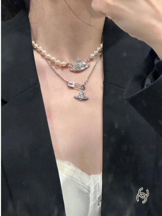 1029-7 圆正 无包装 西太后土星别针吊坠 项链 商品图2