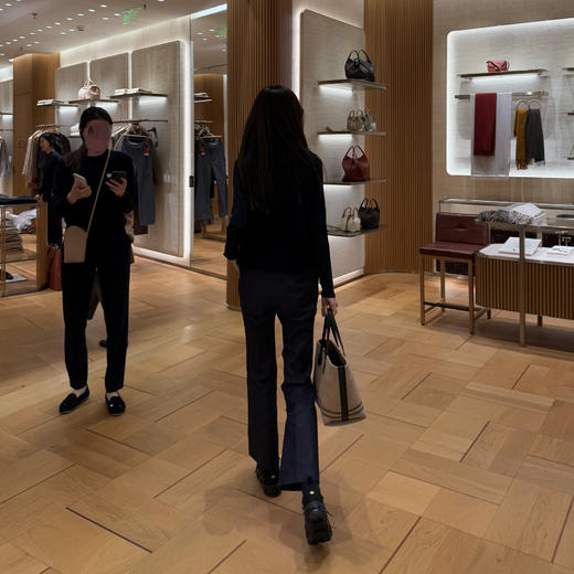 ROMI STUDIO“率性自我”100%欧洲进口棉微喇西装牛仔裤RW24AX81043 商品图2