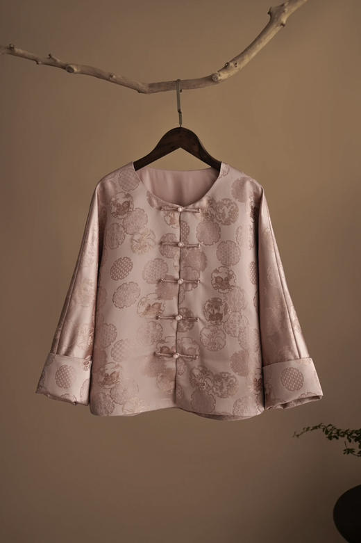 十样锦玉兔团花提花缎外套 商品图0