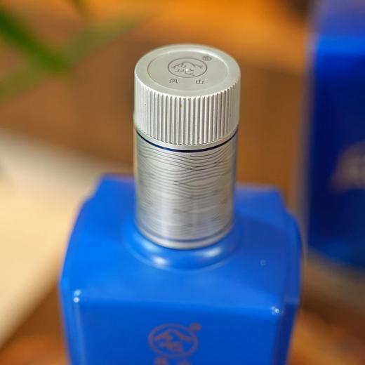 凤山凤城老窖凤五酱香型白酒礼盒装40.8度500ml 商品图3