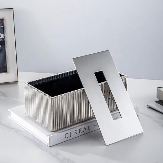 不锈钢纸巾盒客厅高档轻奢创意家用高级感酒店餐厅专用抽纸盒 商品图1