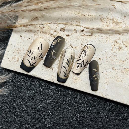 美妆饰品-墨染竹林纯手工穿戴甲中长款爆闪国风美甲贴复古手绘轻奢可拆卸 商品图3