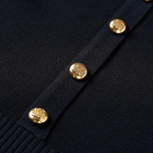 奢姿2025年秋季新款大码女装立领气质裙子胖妹妹学院风胸针连衣裙9851820835 商品图4