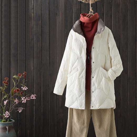跨境秋冬轻薄款羽绒服女中长款白鸭绒时尚洋气复古祥云立领外套潮 商品图1