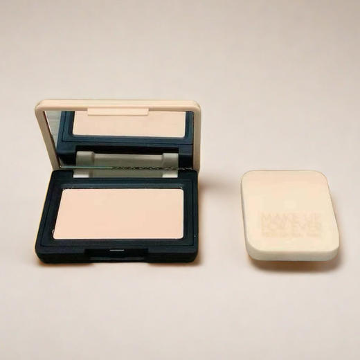 Makeup Forever 玫珂菲 清晰无痕丝绒持妆粉饼11g 1Y08 商品图3