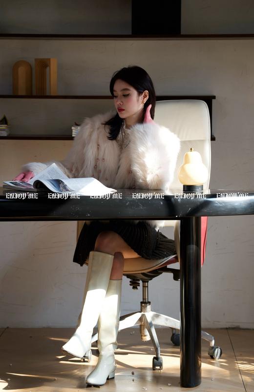 【门店同款】ENJOY冬季“福”贵汀花语皮草外套 160644294 商品图4