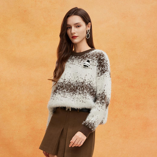 QE631斯尔丽2025春季新款节庆提花廓形显瘦加厚保暖减龄时尚上衣针织衫 商品图2