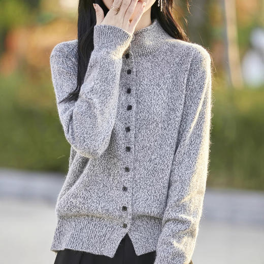 QHJY-JY8207亲肤绒7针加厚花纱开衫毛衣女25春秋新款韩系软糯针织衫外套上衣 商品图2