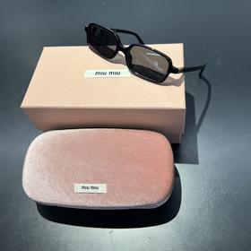 女款太阳眼镜sunglasses  MU11ZS-16K5S0