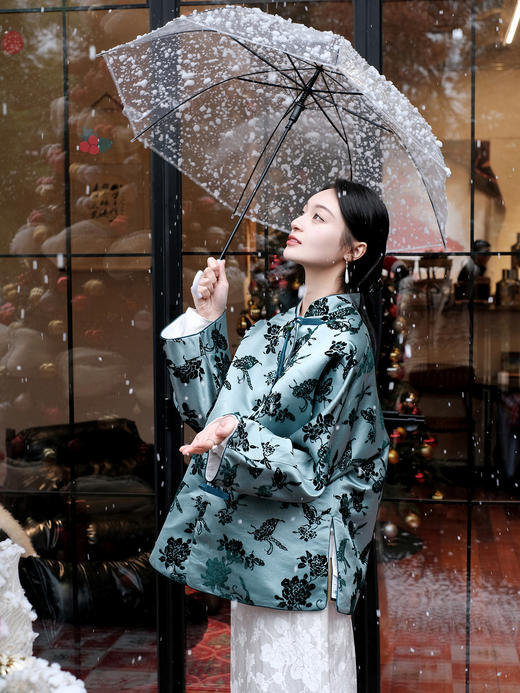 盛唐牡丹| 绿矾色蝶恋花纹漳缎外套 商品图4