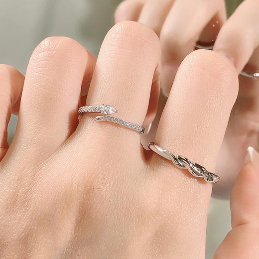 【新年饰爱】卡蒂罗/KADER 爱意守护情侣对戒 莫比乌斯环新中式灵蛇设计可调节素戒一对 蛇年本命年好运配饰 商品图6