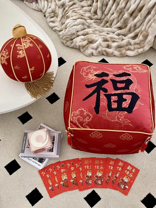年年有“鱼”🧨全网销量top新中式抱枕 新年抱枕 | 坐墩 |腰枕合集来袭🧨氛围感超强 妥妥的新年必备🧧喜气🐲一秒吸福和富！ 现货库存很少🧨 带回家过有仪式感的中国年 商品图5