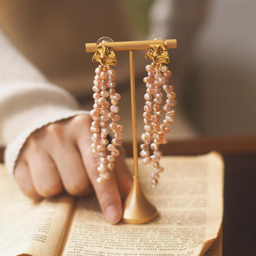 摇曳生姿。白粉紫三色长流苏天然巴洛克珍珠耳环不规则 商品图1