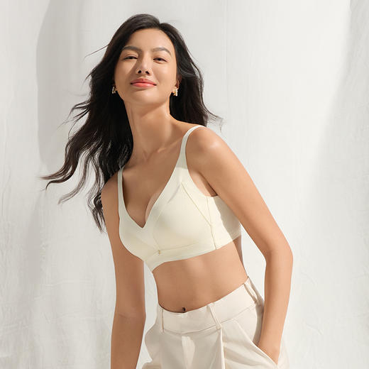 【代言人同款】都市丽人水光杯调整型文胸软尺码中厚网纱舒软挺塑树脂胶圈塑身文胸LJH4B1 商品图4